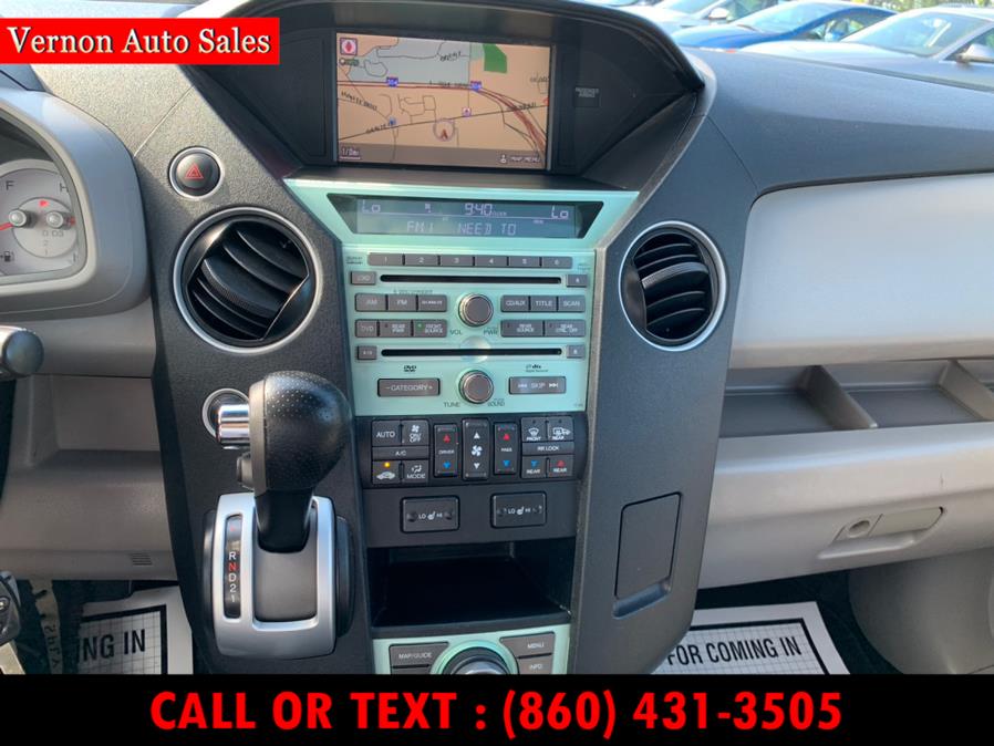 2011 Honda Pilot 4WD 4dr Touring w/RES & Navi, available for sale in Manchester, Connecticut | Vernon Auto Sale & Service. Manchester, Connecticut 2011 Honda Pilot 4WD 4dr Touring w/RES & Navi, available for sale in Manchester, Connecticut | Vernon Auto Sale & Service. Manchester, Connecticut