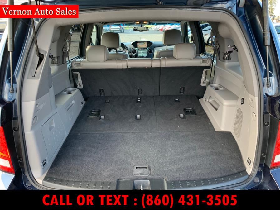 2011 Honda Pilot 4WD 4dr Touring w/RES & Navi, available for sale in Manchester, Connecticut | Vernon Auto Sale & Service. Manchester, Connecticut 2011 Honda Pilot 4WD 4dr Touring w/RES & Navi, available for sale in Manchester, Connecticut | Vernon Auto Sale & Service. Manchester, Connecticut