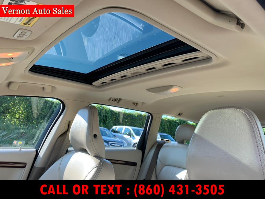 2009 Volvo XC70 4dr Wgn 3.2L w/Sunroof, available for sale in Manchester, Connecticut | Vernon Auto Sale & Service. Manchester, Connecticut 2009 Volvo XC70 4dr Wgn 3.2L w/Sunroof, available for sale in Manchester, Connecticut | Vernon Auto Sale & Service. Manchester, Connecticut