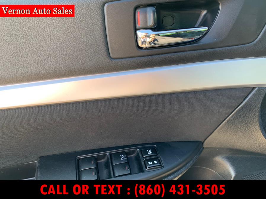 2012 Subaru Outback 4dr Wgn H4 Auto 2.5i Premium, available for sale in Manchester, Connecticut | Vernon Auto Sale & Service. Manchester, Connecticut 2012 Subaru Outback 4dr Wgn H4 Auto 2.5i Premium, available for sale in Manchester, Connecticut | Vernon Auto Sale & Service. Manchester, Connecticut
