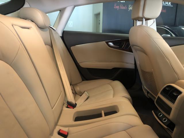 Used Audi A7 4dr HB quattro 3.0 Premium Plus 2012 | Sunrise Auto Outlet. Amityville, New York