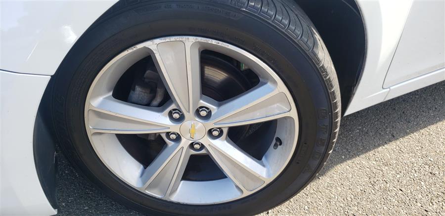 2015 Chevrolet Cruze 4dr Sdn Auto 2LT, available for sale in Little Ferry, New Jersey | Victoria Preowned Autos Inc. Little Ferry, New Jersey 2015 Chevrolet Cruze 4dr Sdn Auto 2LT, available for sale in Little Ferry, New Jersey | Victoria Preowned Autos Inc. Little Ferry, New Jersey