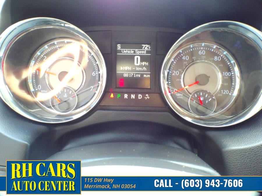 Used Chrysler Town & Country 4dr Wgn Touring 2016 | RH Cars LLC. Merrimack, New Hampshire Used Chrysler Town & Country 4dr Wgn Touring 2016 | RH Cars LLC. Merrimack, New Hampshire