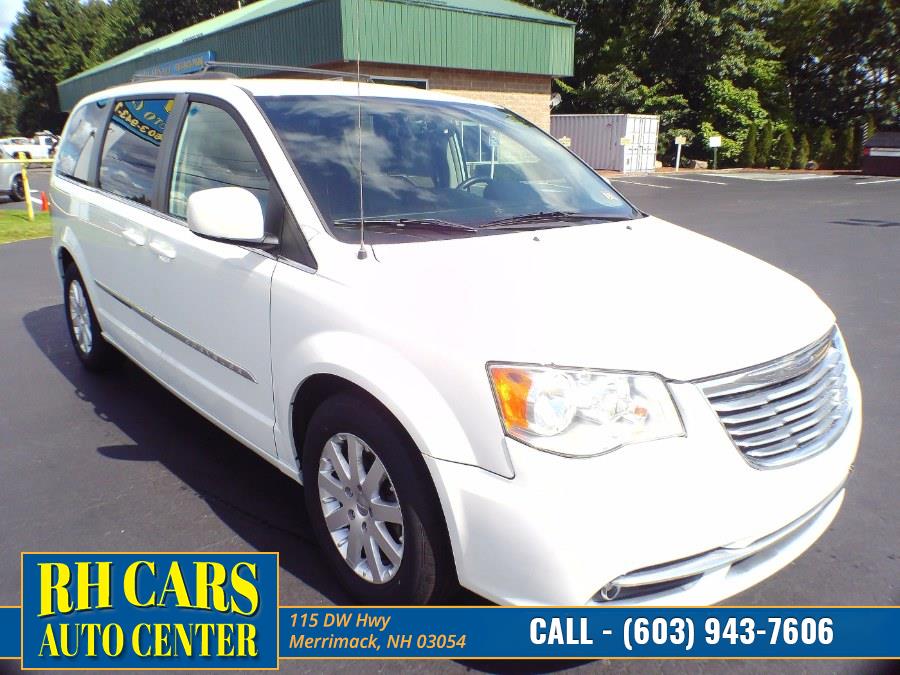 Used Chrysler Town & Country 4dr Wgn Touring 2016 | RH Cars LLC. Merrimack, New Hampshire Used Chrysler Town & Country 4dr Wgn Touring 2016 | RH Cars LLC. Merrimack, New Hampshire