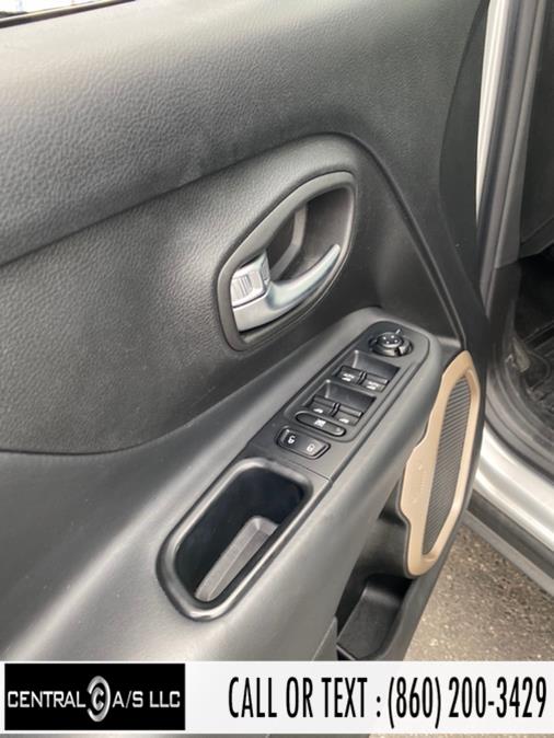 2016 Jeep Renegade 4WD 4dr Limited, available for sale in East Windsor, Connecticut | Central A/S LLC. East Windsor, Connecticut 2016 Jeep Renegade 4WD 4dr Limited, available for sale in East Windsor, Connecticut | Central A/S LLC. East Windsor, Connecticut