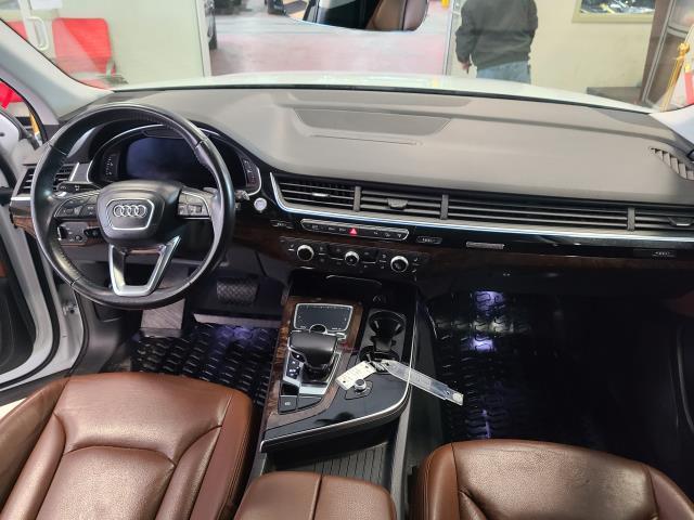 Used Audi Q7 3.0 TFSI Premium Plus 2017 | Northshore Motors. Syosset , New York Used Audi Q7 3.0 TFSI Premium Plus 2017 | Northshore Motors. Syosset , New York