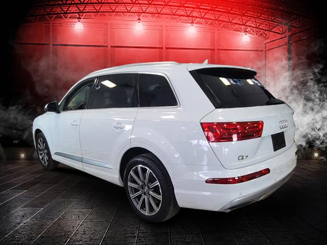 Used Audi Q7 3.0 TFSI Premium Plus 2017 | Northshore Motors. Syosset , New York Used Audi Q7 3.0 TFSI Premium Plus 2017 | Northshore Motors. Syosset , New York