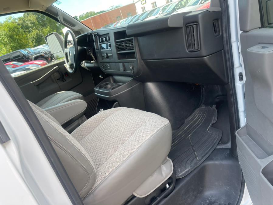2016 Chevrolet Express Commercial Cutaway 3500 Van 139", available for sale in South Windsor, Connecticut | Mike And Tony Auto Sales, Inc. South Windsor, Connecticut 2016 Chevrolet Express Commercial Cutaway 3500 Van 139", available for sale in South Windsor, Connecticut | Mike And Tony Auto Sales, Inc. South Windsor, Connecticut