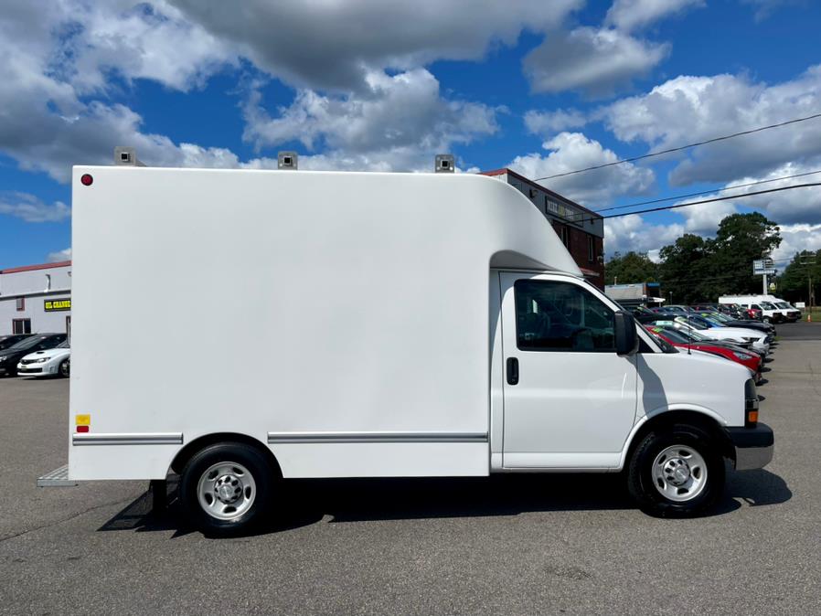 2016 Chevrolet Express Commercial Cutaway 3500 Van 139", available for sale in South Windsor, Connecticut | Mike And Tony Auto Sales, Inc. South Windsor, Connecticut 2016 Chevrolet Express Commercial Cutaway 3500 Van 139", available for sale in South Windsor, Connecticut | Mike And Tony Auto Sales, Inc. South Windsor, Connecticut