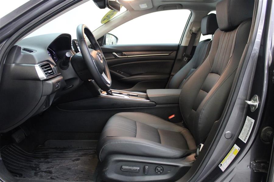 2019 Honda Accord EXL, available for sale in Paterson, New Jersey | Fast Track Motors. Paterson, New Jersey 2019 Honda Accord EXL, available for sale in Paterson, New Jersey | Fast Track Motors. Paterson, New Jersey