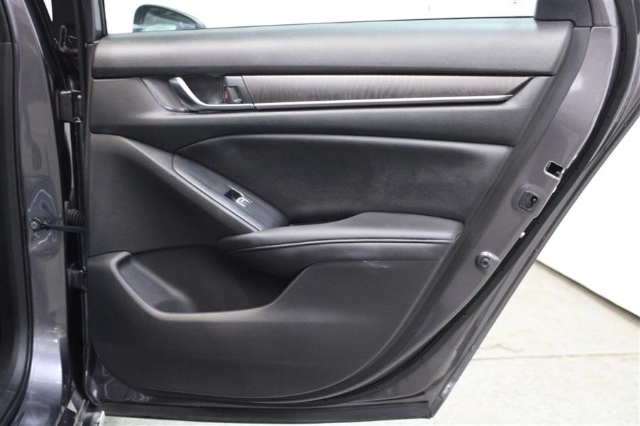 2019 Honda Accord EXL, available for sale in Paterson, New Jersey | Fast Track Motors. Paterson, New Jersey 2019 Honda Accord EXL, available for sale in Paterson, New Jersey | Fast Track Motors. Paterson, New Jersey