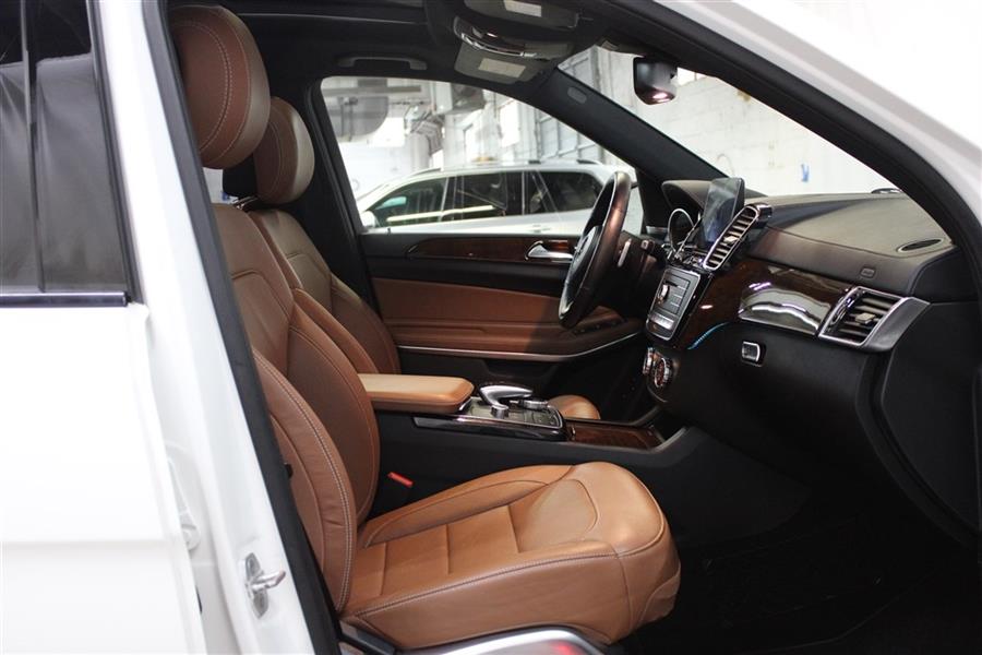 2018 Mercedes-benz Gls 550 4MATIC, available for sale in Paterson, New Jersey | Fast Track Motors. Paterson, New Jersey 2018 Mercedes-benz Gls 550 4MATIC, available for sale in Paterson, New Jersey | Fast Track Motors. Paterson, New Jersey