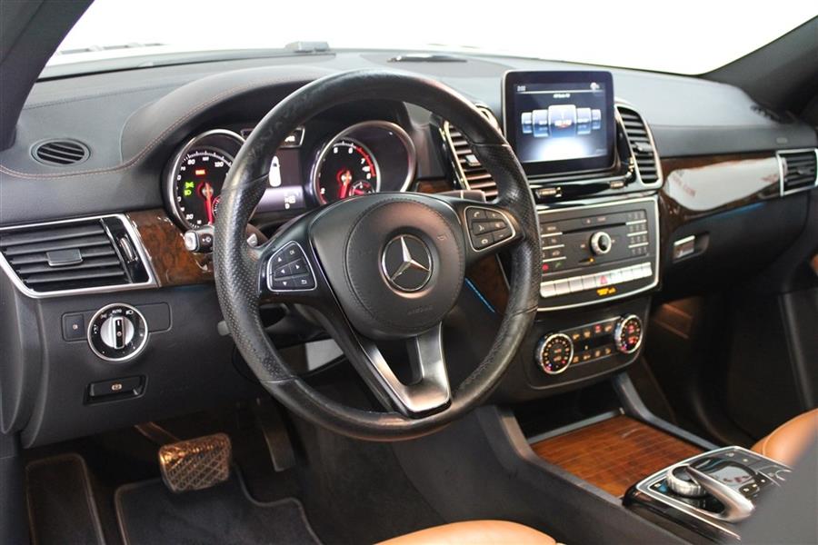 2018 Mercedes-benz Gls 550 4MATIC, available for sale in Paterson, New Jersey | Fast Track Motors. Paterson, New Jersey 2018 Mercedes-benz Gls 550 4MATIC, available for sale in Paterson, New Jersey | Fast Track Motors. Paterson, New Jersey