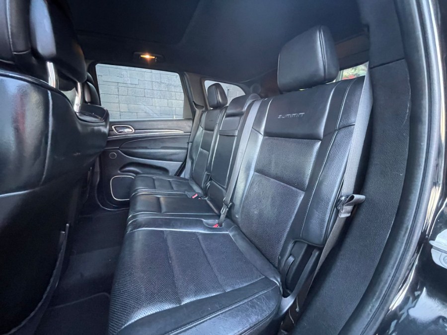 Used Jeep Grand Cherokee 4WD 4dr Summit 2014 | RT Auto Center LLC. Newark, New Jersey Used Jeep Grand Cherokee 4WD 4dr Summit 2014 | RT Auto Center LLC. Newark, New Jersey