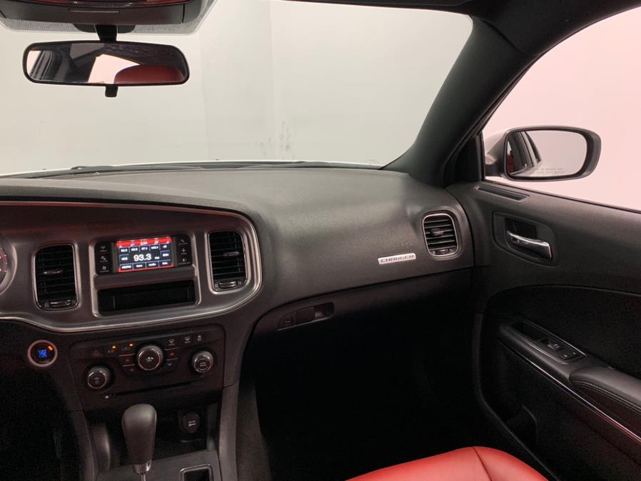 Used Dodge Charger 4dr Sdn SE RWD 2013 | M Auto Group. Elizabeth, New Jersey Used Dodge Charger 4dr Sdn SE RWD 2013 | M Auto Group. Elizabeth, New Jersey