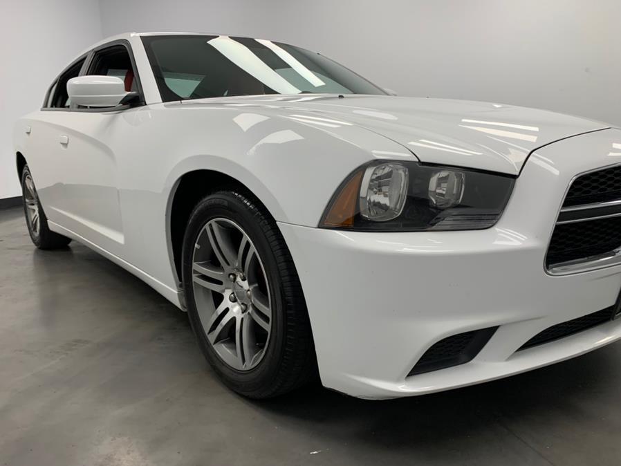 Used Dodge Charger 4dr Sdn SE RWD 2013 | M Auto Group. Elizabeth, New Jersey Used Dodge Charger 4dr Sdn SE RWD 2013 | M Auto Group. Elizabeth, New Jersey