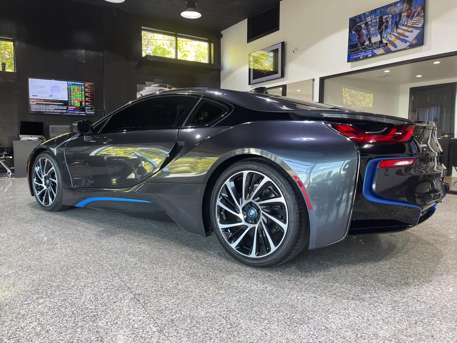 Used BMW i8 2dr Cpe 2014 | Dream Car Gallery. Woodbury, New York Used BMW i8 2dr Cpe 2014 | Dream Car Gallery. Woodbury, New York
