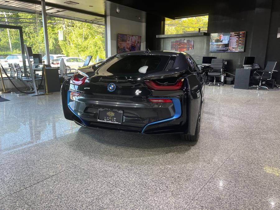 Used BMW i8 2dr Cpe 2014 | Dream Car Gallery. Woodbury, New York Used BMW i8 2dr Cpe 2014 | Dream Car Gallery. Woodbury, New York