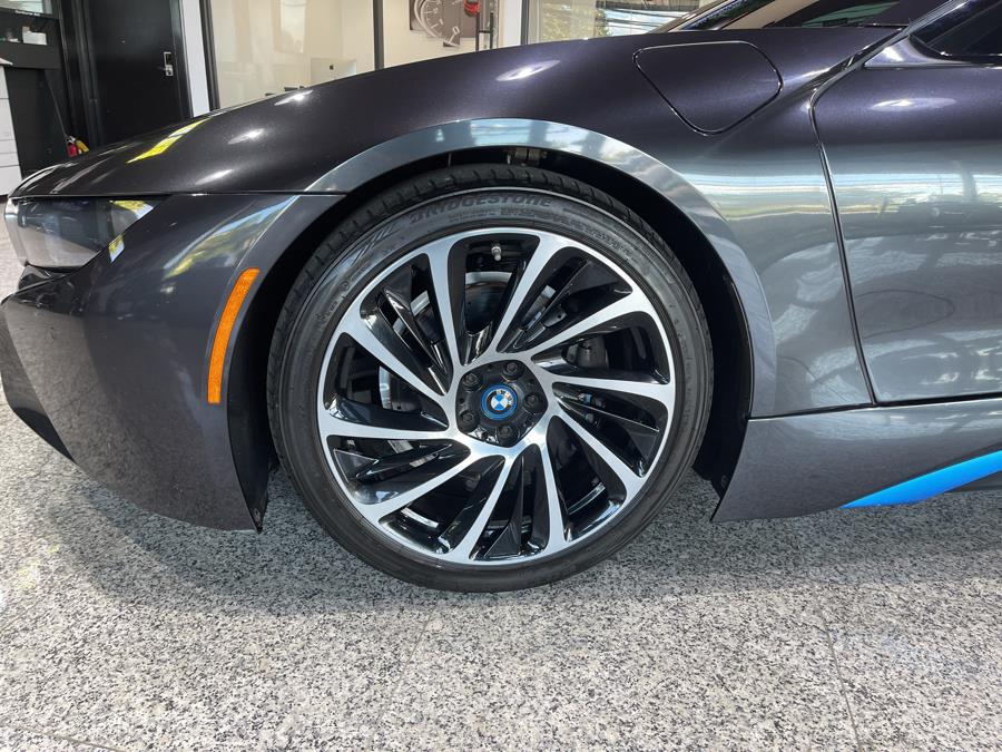 Used BMW i8 2dr Cpe 2014 | Dream Car Gallery. Woodbury, New York Used BMW i8 2dr Cpe 2014 | Dream Car Gallery. Woodbury, New York