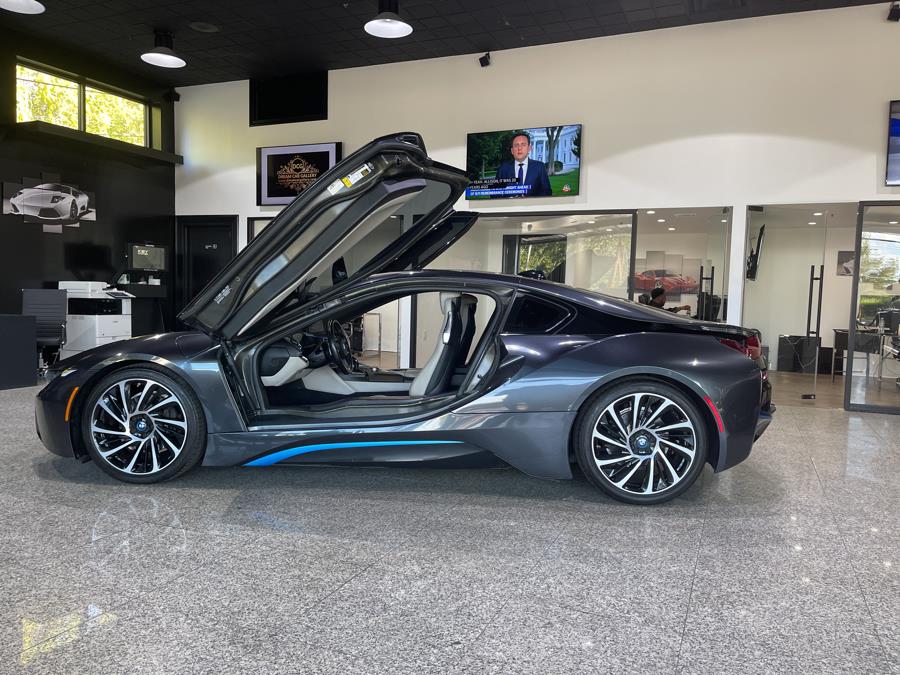 Used BMW i8 2dr Cpe 2014 | Dream Car Gallery. Woodbury, New York Used BMW i8 2dr Cpe 2014 | Dream Car Gallery. Woodbury, New York