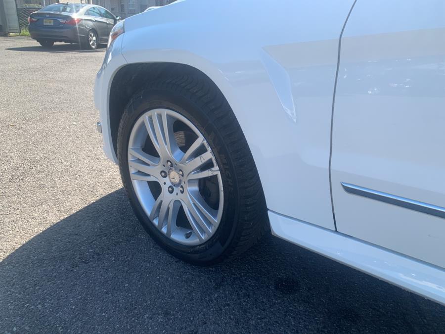 2014 Mercedes-Benz GLK-Class 4MATIC 4dr GLK350, available for sale in Irvington , New Jersey | Auto Haus of Irvington Corp. Irvington , New Jersey 2014 Mercedes-Benz GLK-Class 4MATIC 4dr GLK350, available for sale in Irvington , New Jersey | Auto Haus of Irvington Corp. Irvington , New Jersey