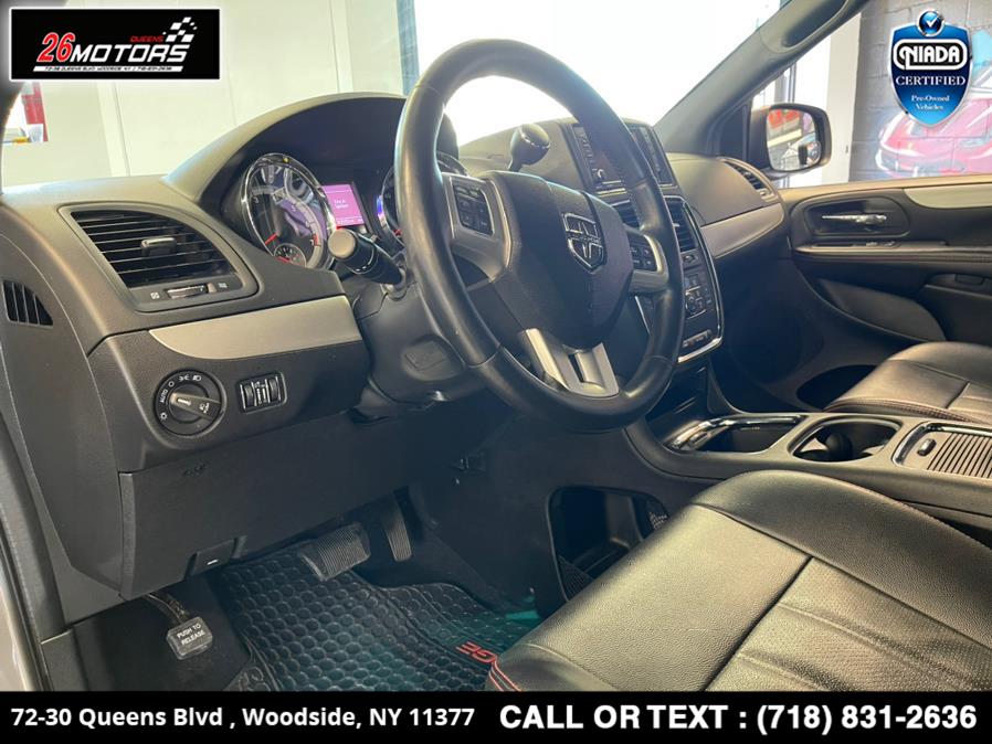 Used Dodge Grand Caravan 4dr Wgn R/T 2015 | 26 Motors Queens. Woodside, New York Used Dodge Grand Caravan 4dr Wgn R/T 2015 | 26 Motors Queens. Woodside, New York