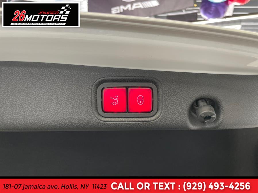 Used Mercedes-Benz E-Class E 300 Sport 4MATIC Sedan 2017 | Jamaica 26 Motors. Hollis, New York Used Mercedes-Benz E-Class E 300 Sport 4MATIC Sedan 2017 | Jamaica 26 Motors. Hollis, New York