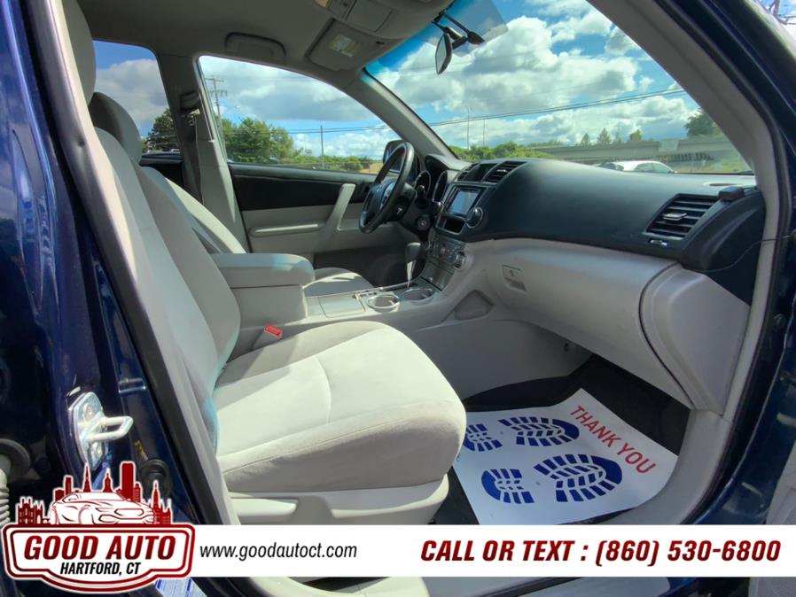 2013 Toyota Highlander 4WD 4dr V6 (Natl), available for sale in Hartford, Connecticut | Good Auto LLC. Hartford, Connecticut 2013 Toyota Highlander 4WD 4dr V6 (Natl), available for sale in Hartford, Connecticut | Good Auto LLC. Hartford, Connecticut