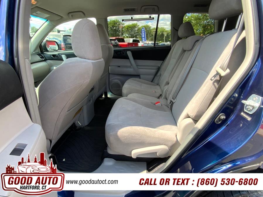 2013 Toyota Highlander 4WD 4dr V6 (Natl), available for sale in Hartford, Connecticut | Good Auto LLC. Hartford, Connecticut 2013 Toyota Highlander 4WD 4dr V6 (Natl), available for sale in Hartford, Connecticut | Good Auto LLC. Hartford, Connecticut