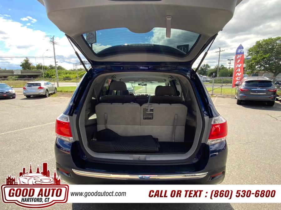 2013 Toyota Highlander 4WD 4dr V6 (Natl), available for sale in Hartford, Connecticut | Good Auto LLC. Hartford, Connecticut 2013 Toyota Highlander 4WD 4dr V6 (Natl), available for sale in Hartford, Connecticut | Good Auto LLC. Hartford, Connecticut