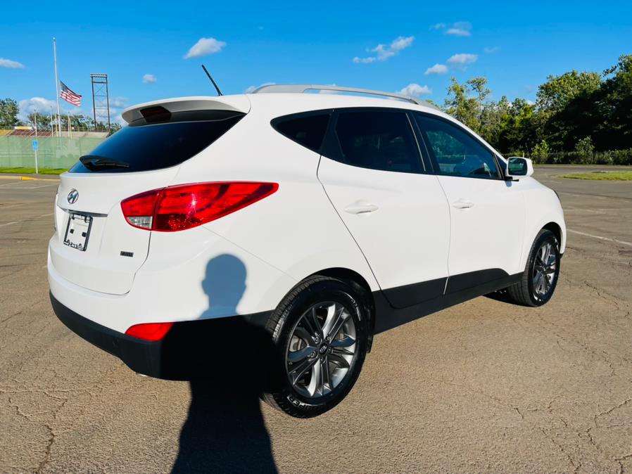 2015 Hyundai Tucson AWD 4dr SE PZEV, available for sale in New Britain, Connecticut | Supreme Automotive. New Britain, Connecticut 2015 Hyundai Tucson AWD 4dr SE PZEV, available for sale in New Britain, Connecticut | Supreme Automotive. New Britain, Connecticut