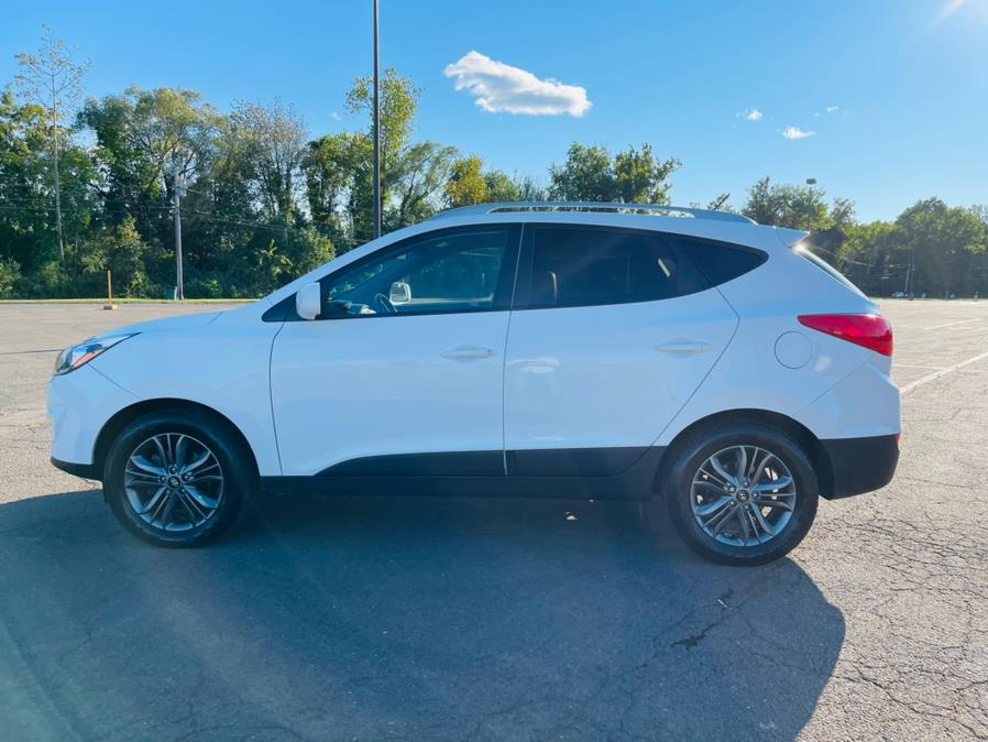 2015 Hyundai Tucson AWD 4dr SE PZEV, available for sale in New Britain, Connecticut | Supreme Automotive. New Britain, Connecticut 2015 Hyundai Tucson AWD 4dr SE PZEV, available for sale in New Britain, Connecticut | Supreme Automotive. New Britain, Connecticut