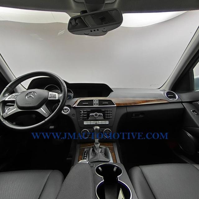 2013 Mercedes-benz C-class 4dr Sdn C 300 Luxury 4MATIC, available for sale in Naugatuck, Connecticut | J&M Automotive Sls&Svc LLC. Naugatuck, Connecticut 2013 Mercedes-benz C-class 4dr Sdn C 300 Luxury 4MATIC, available for sale in Naugatuck, Connecticut | J&M Automotive Sls&Svc LLC. Naugatuck, Connecticut