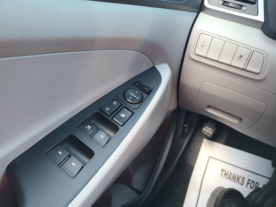 Used Hyundai Tucson AWD 4dr Sport 2016 | National Auto Brokers, Inc.. Waterbury, Connecticut Used Hyundai Tucson AWD 4dr Sport 2016 | National Auto Brokers, Inc.. Waterbury, Connecticut