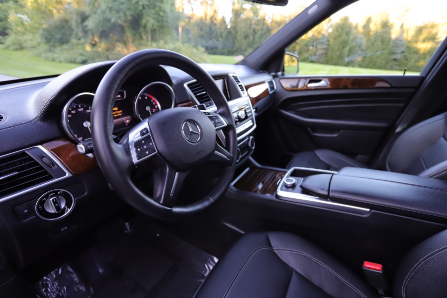 Used Mercedes-Benz M-Class 4MATIC 4dr ML 550 2014 | Meccanic Shop North Inc. North Salem, New York Used Mercedes-Benz M-Class 4MATIC 4dr ML 550 2014 | Meccanic Shop North Inc. North Salem, New York
