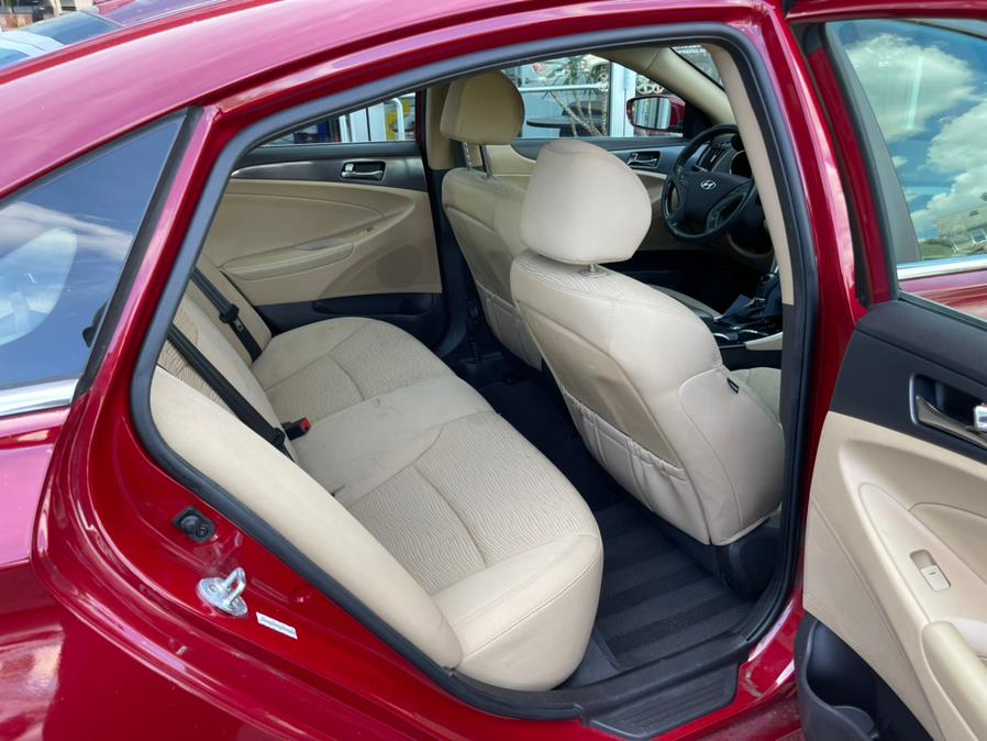Used Hyundai Sonata Hybrid 4dr Sdn Limited 2014 | Chris's Auto Clinic. Plainville, Connecticut Used Hyundai Sonata Hybrid 4dr Sdn Limited 2014 | Chris's Auto Clinic. Plainville, Connecticut