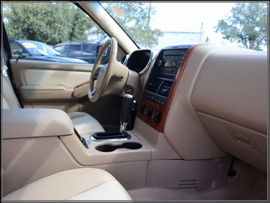 2008 Ford Explorer 4WD 4dr V6 Eddie Bauer, available for sale in Huntington Station, New York | My Auto Inc.. Huntington Station, New York 2008 Ford Explorer 4WD 4dr V6 Eddie Bauer, available for sale in Huntington Station, New York | My Auto Inc.. Huntington Station, New York