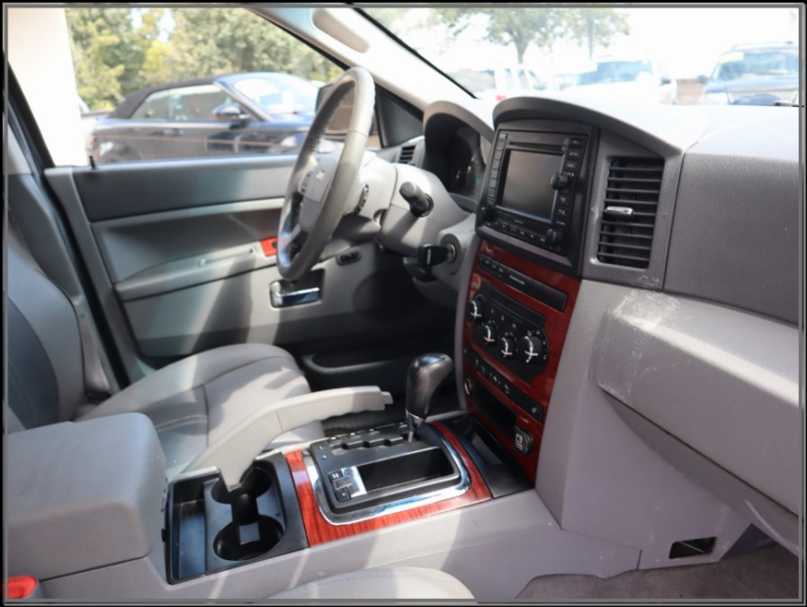 2005 Jeep Grand Cherokee 4dr Limited 4WD, available for sale in Huntington Station, New York | My Auto Inc.. Huntington Station, New York 2005 Jeep Grand Cherokee 4dr Limited 4WD, available for sale in Huntington Station, New York | My Auto Inc.. Huntington Station, New York