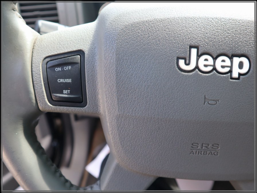 2005 Jeep Grand Cherokee 4dr Limited 4WD, available for sale in Huntington Station, New York | My Auto Inc.. Huntington Station, New York 2005 Jeep Grand Cherokee 4dr Limited 4WD, available for sale in Huntington Station, New York | My Auto Inc.. Huntington Station, New York