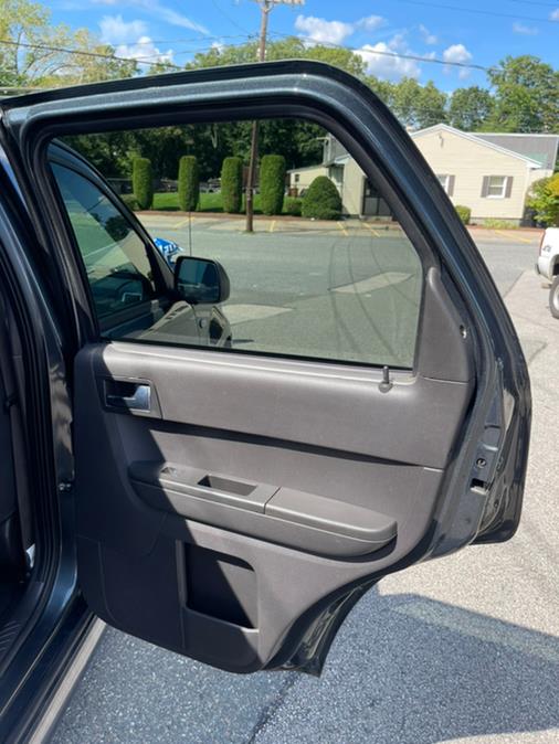 2008 Mercury Mariner 4WD 4dr V6, available for sale in Ashland, Massachusetts | New Beginning Auto Service Inc. Ashland, Massachusetts 2008 Mercury Mariner 4WD 4dr V6, available for sale in Ashland, Massachusetts | New Beginning Auto Service Inc. Ashland, Massachusetts