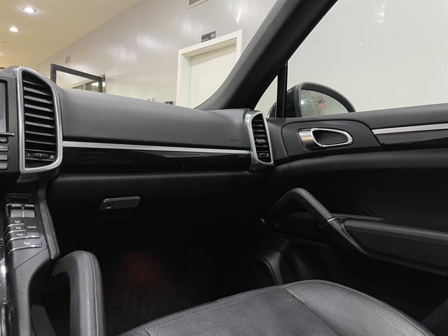 Used Porsche Cayenne Base 2012 | Elite Imports LLC. West Chester, Ohio Used Porsche Cayenne Base 2012 | Elite Imports LLC. West Chester, Ohio