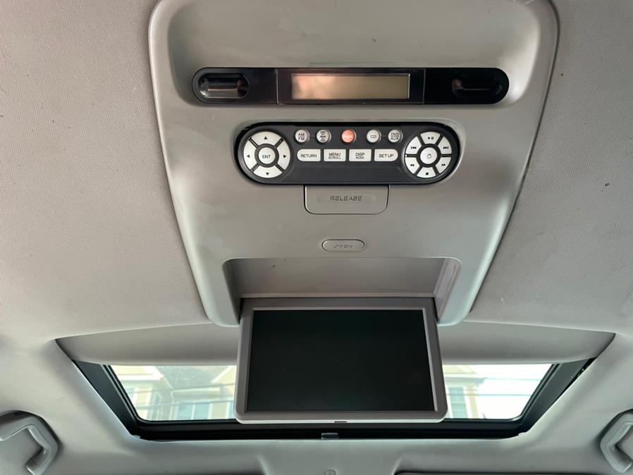 2009 Honda Odyssey 5dr EX-L w/RES & Navi, available for sale in Manchester, Connecticut | Carsonmain LLC. Manchester, Connecticut 2009 Honda Odyssey 5dr EX-L w/RES & Navi, available for sale in Manchester, Connecticut | Carsonmain LLC. Manchester, Connecticut