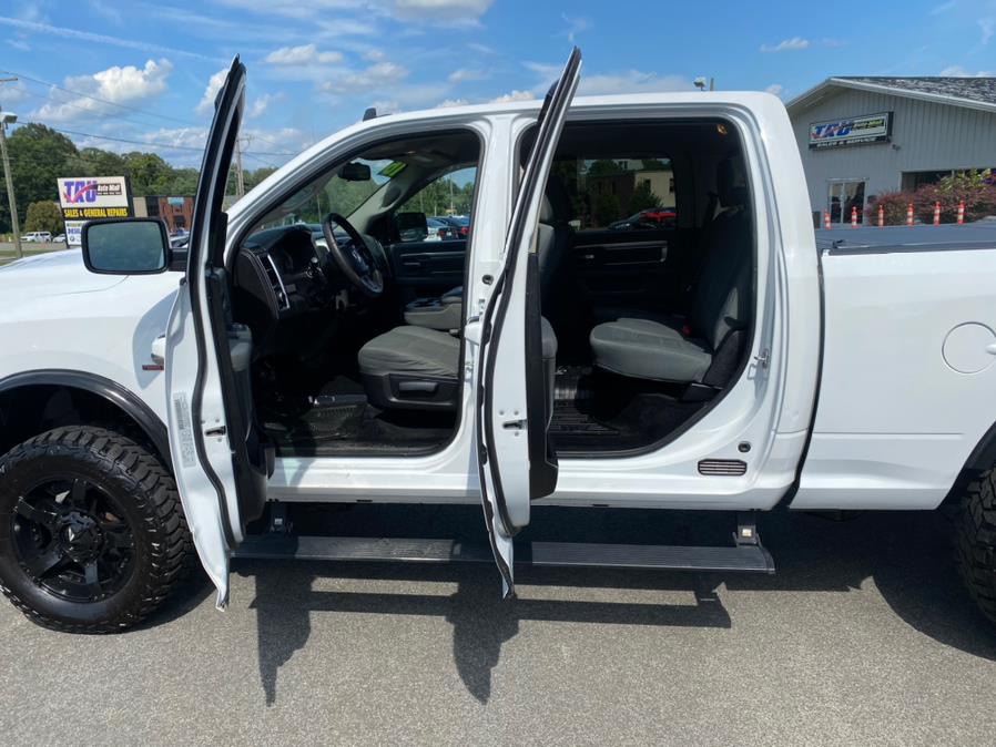 Used Ram 2500 4WD Crew Cab 149" SLT 2016 | Tru Auto Mall. Berlin, Connecticut Used Ram 2500 4WD Crew Cab 149" SLT 2016 | Tru Auto Mall. Berlin, Connecticut