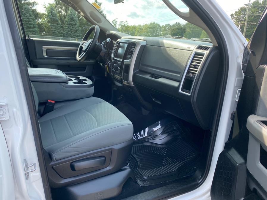 Used Ram 2500 4WD Crew Cab 149" SLT 2016 | Tru Auto Mall. Berlin, Connecticut Used Ram 2500 4WD Crew Cab 149" SLT 2016 | Tru Auto Mall. Berlin, Connecticut