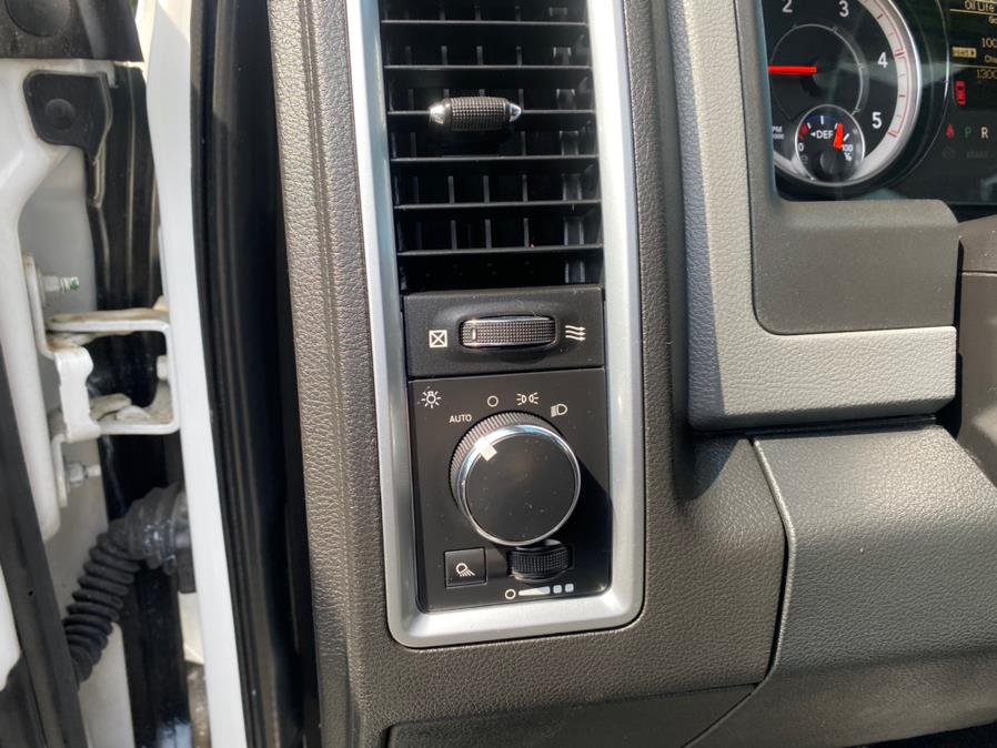 Used Ram 2500 4WD Crew Cab 149" SLT 2016 | Tru Auto Mall. Berlin, Connecticut Used Ram 2500 4WD Crew Cab 149" SLT 2016 | Tru Auto Mall. Berlin, Connecticut