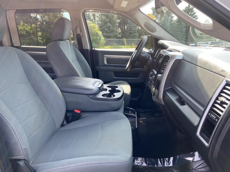 Used Ram 2500 4WD Crew Cab 149" SLT 2016 | Tru Auto Mall. Berlin, Connecticut Used Ram 2500 4WD Crew Cab 149" SLT 2016 | Tru Auto Mall. Berlin, Connecticut