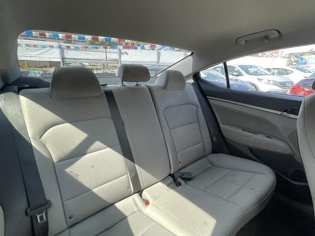 Used Hyundai Elantra SE 2017 | Hillside Auto Outlet. Jamaica, New York Used Hyundai Elantra SE 2017 | Hillside Auto Outlet. Jamaica, New York