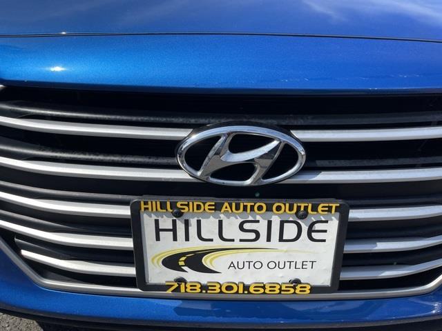 Used Hyundai Elantra SE 2017 | Hillside Auto Outlet. Jamaica, New York Used Hyundai Elantra SE 2017 | Hillside Auto Outlet. Jamaica, New York