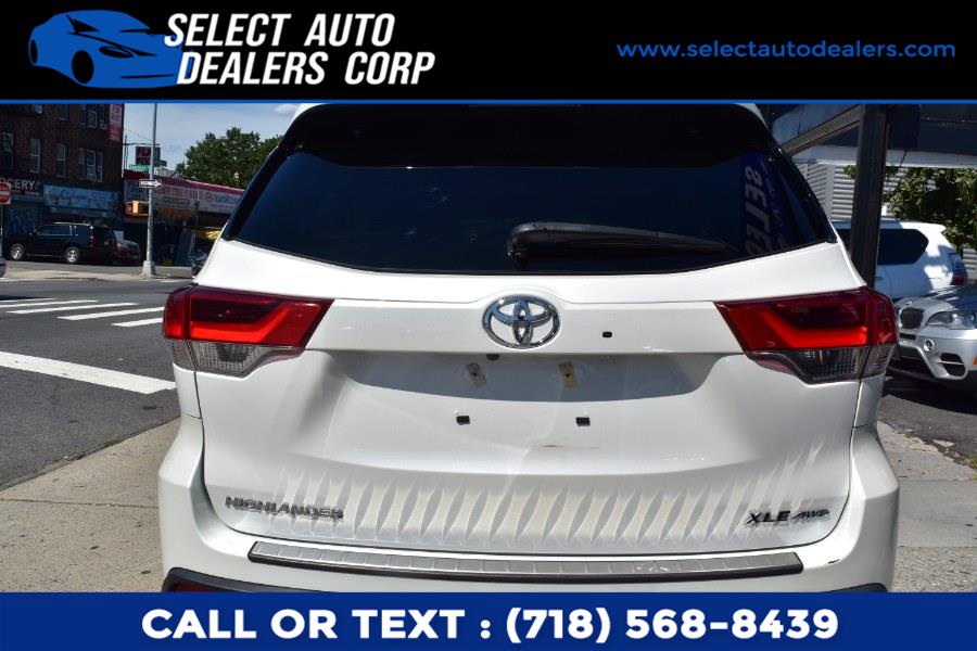 Used Toyota Highlander XLE V6 AWD (Natl) 2018 | Select Auto Dealers Corp. Brooklyn, New York Used Toyota Highlander XLE V6 AWD (Natl) 2018 | Select Auto Dealers Corp. Brooklyn, New York