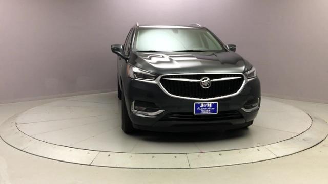 2018 Buick Enclave AWD 4dr Essence, available for sale in Naugatuck, Connecticut | J&M Automotive Sls&Svc LLC. Naugatuck, Connecticut 2018 Buick Enclave AWD 4dr Essence, available for sale in Naugatuck, Connecticut | J&M Automotive Sls&Svc LLC. Naugatuck, Connecticut